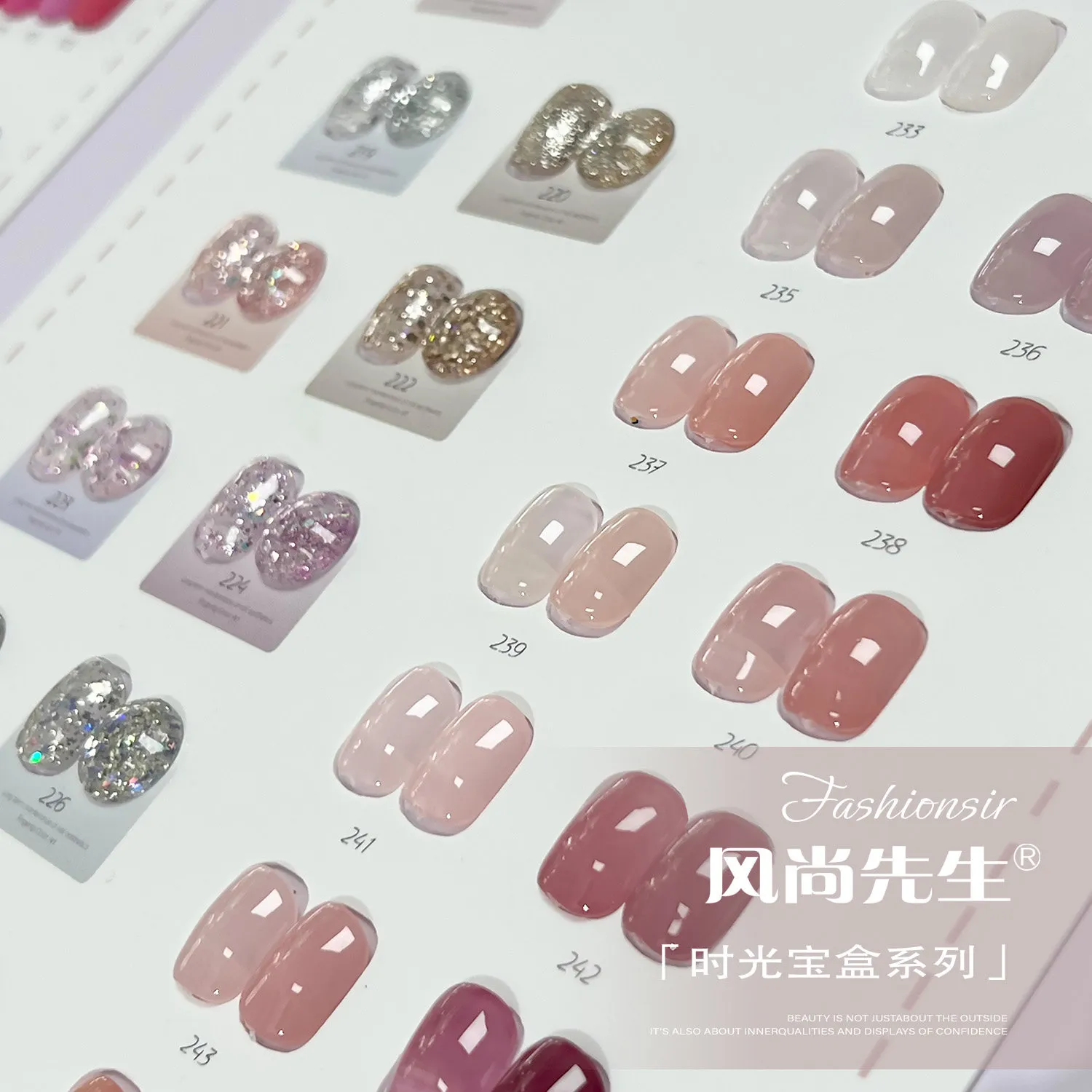 Mr. Fashion Color Board 260 Colors: Large Color Board — Complete Shade Collection